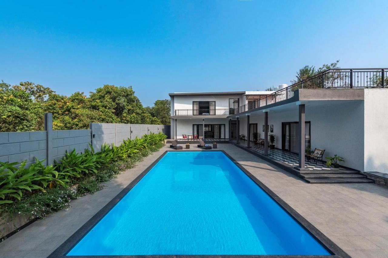 Saffronstays Mayfair Gardens 4 Bedroom Petfriendly Pool Villa Алибаг Екстериор снимка