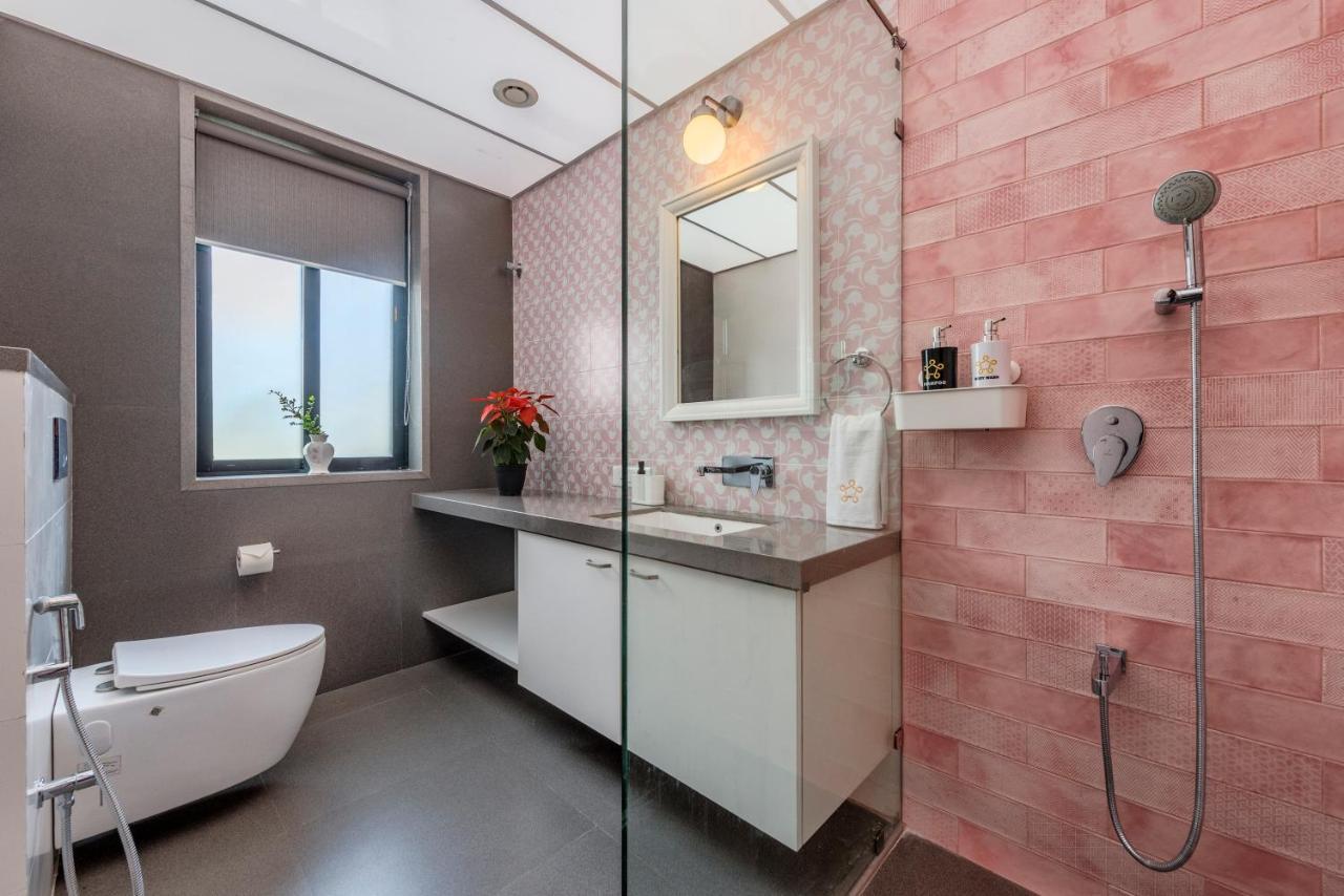 Saffronstays Mayfair Gardens 4 Bedroom Petfriendly Pool Villa Алибаг Екстериор снимка