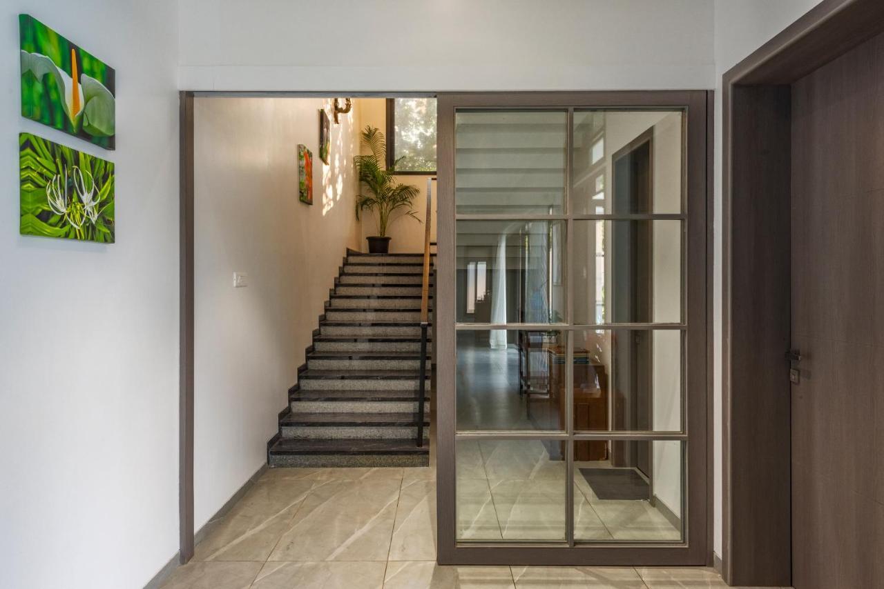 Saffronstays Mayfair Gardens 4 Bedroom Petfriendly Pool Villa Алибаг Екстериор снимка