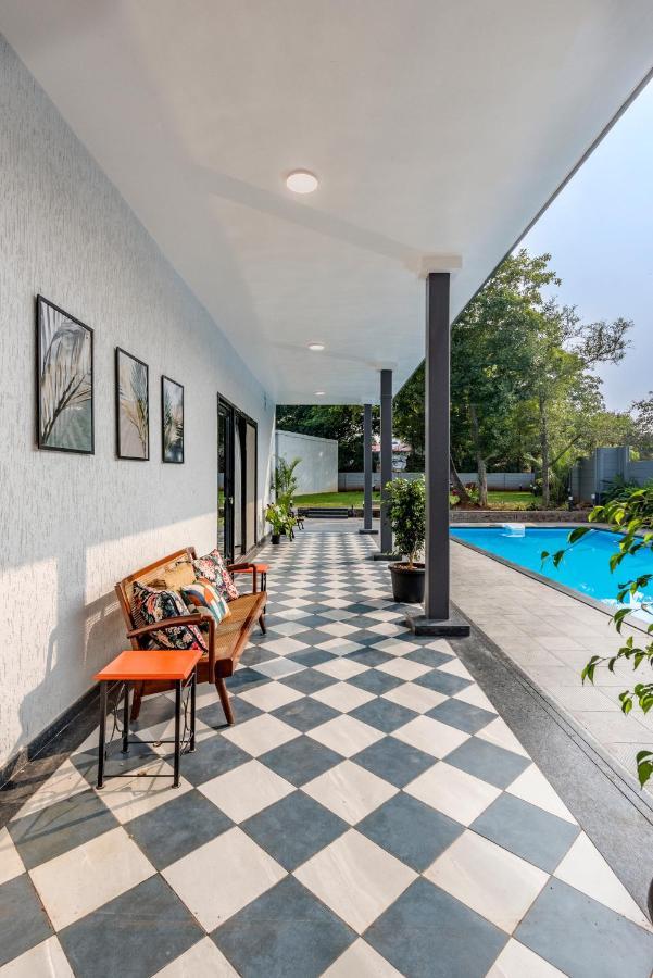 Saffronstays Mayfair Gardens 4 Bedroom Petfriendly Pool Villa Алибаг Екстериор снимка